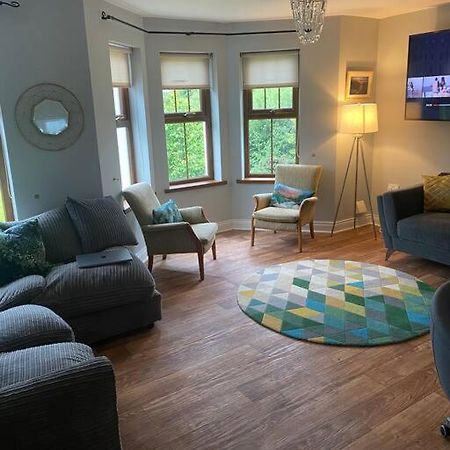 Villa Cheerful 4-Bed Townhouse In Centre Of Newcastle Newcastle  Exterior foto